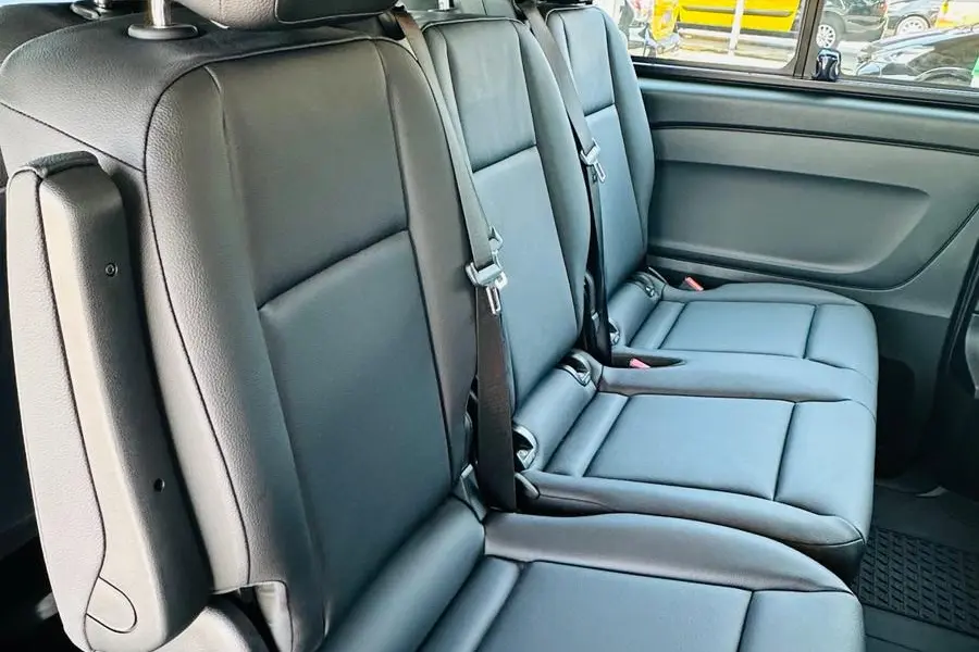 Leather seats inside the Vito Tourer
